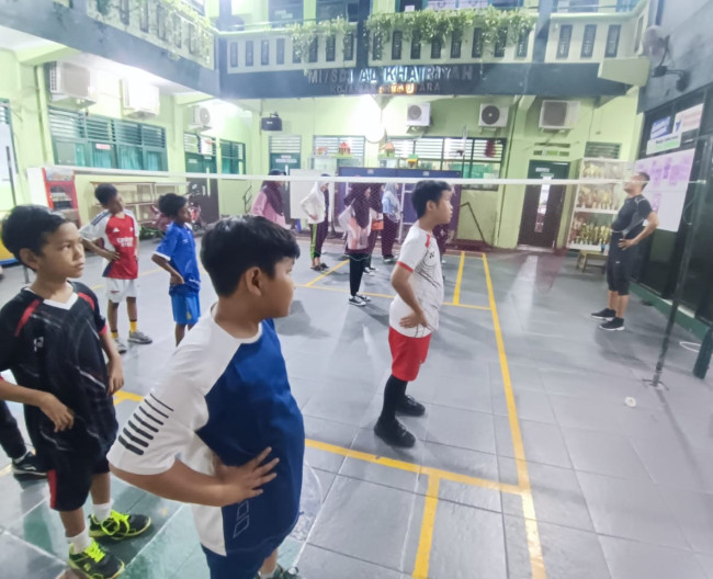 Ekstrakurikuler Bulu Tangkis