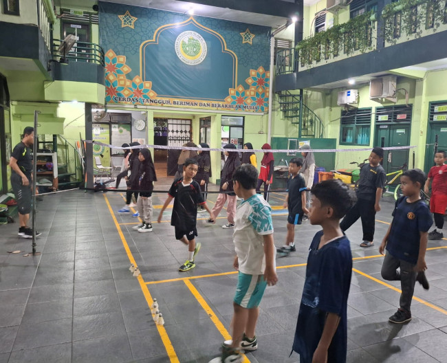 Ekstrakurikuler Bulu Tangkis