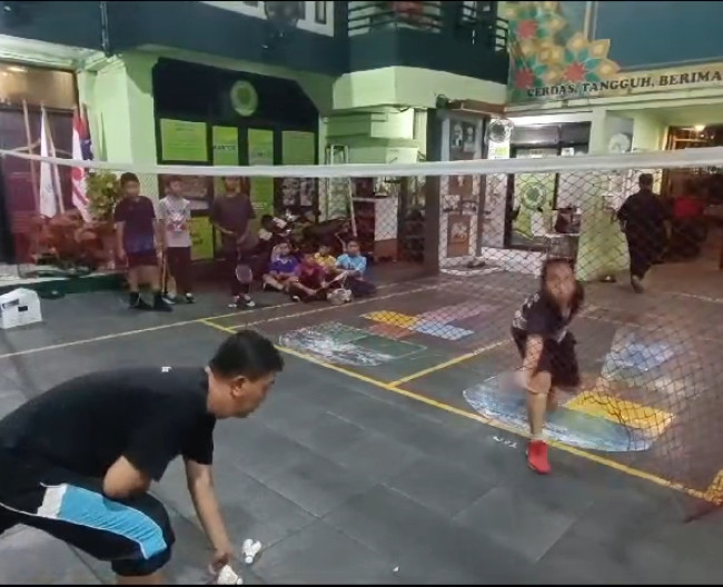 Ekstrakurikuler Bulu Tangkis